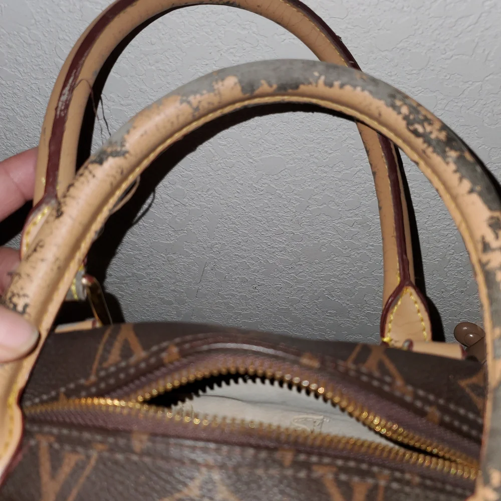 Classic Monogram Style Bag - Picture 5 of 13